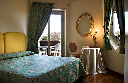 Trastevere'S Houses Roma